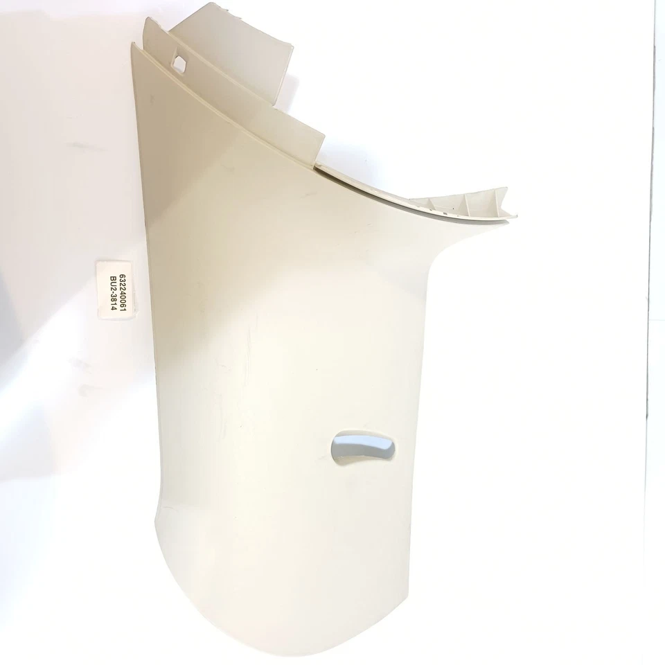 2010-2013 Land Rover Range Rover Sport D PILLAR TRIM RIGHT 632240061 - Imagem 2 de 4