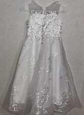 Girls Size 7 Miniature Bride Dress First Communion White Tulle Embroidered Lace