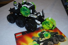 4 Blacktron II Lego sets:  6988, 6933, 6887, 6832, complete.  Alpha Centauri.
