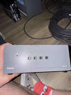 Extron SW4 VGA Ars VGA/Stereo Audio Switcher 4 Input, 1 Output