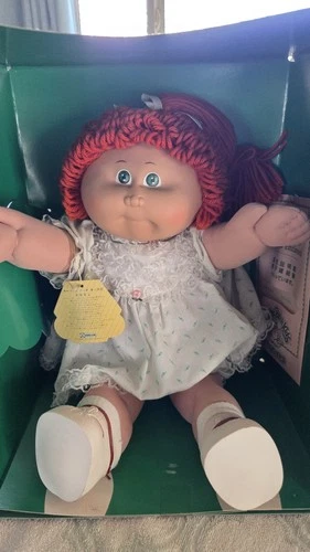 Cabbagepatch Kids Coleco doll in Japanese box, Red Head Green Eyes, Birth Cert