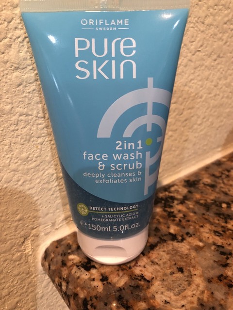 pure skin 2 in 1 face wash & scrub oriflame
