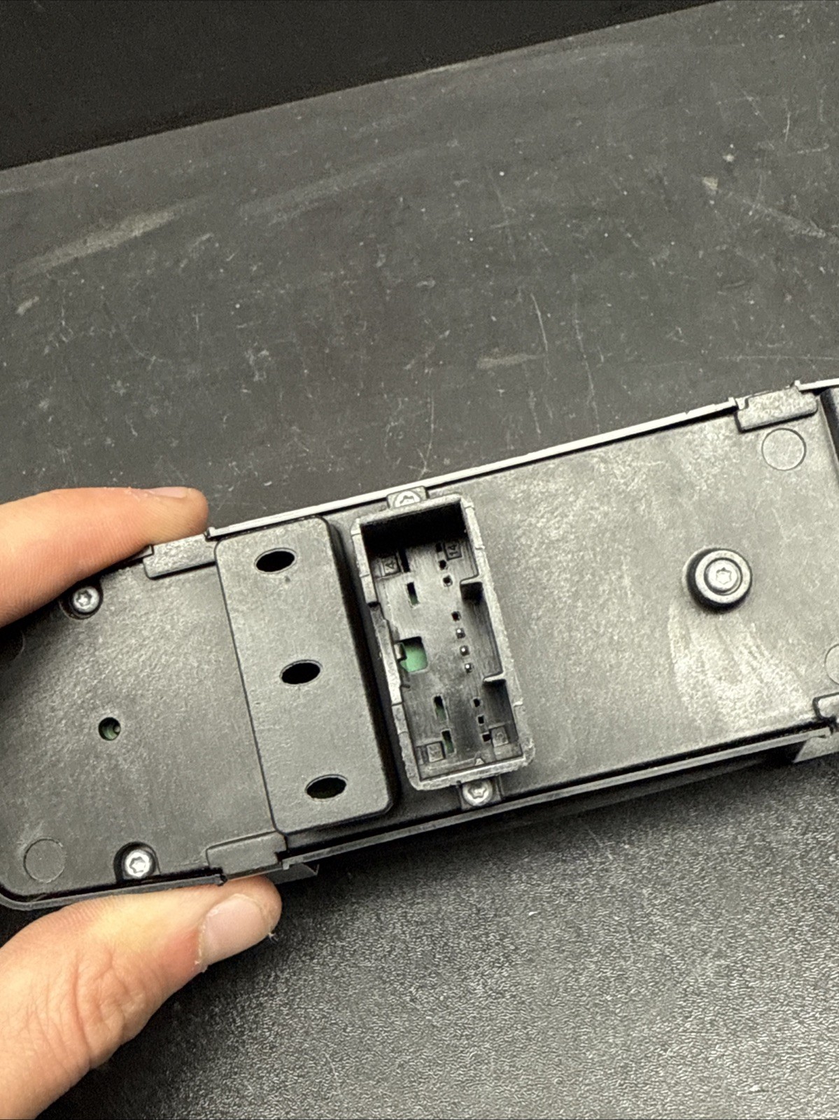 Maserati Ghibli 2014-2019 FRONT+LEFT Window switch