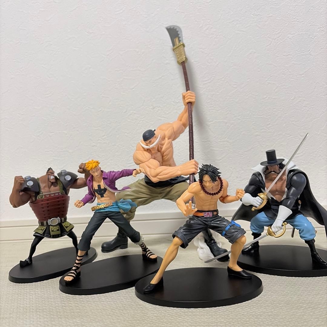 Lote coleccionable de anime de los piratas de barbablanca de una pieza de pre...