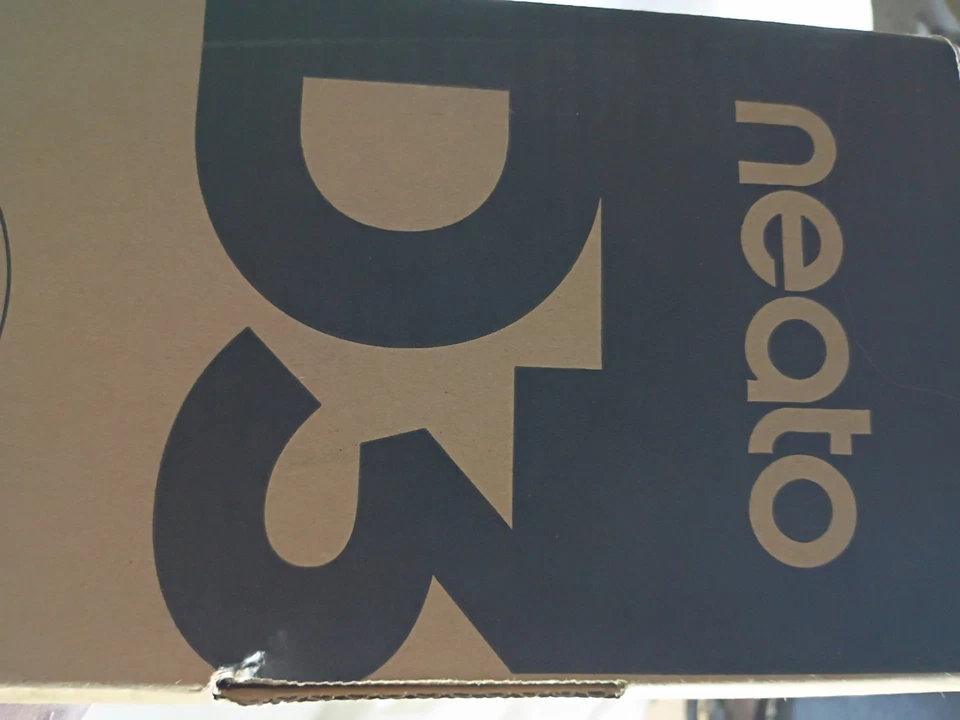 Robot aspirador conectado Neato Botvac D3 Wi-Fi caja abierta D301 P/N 945-0211 Foto 4 de 4