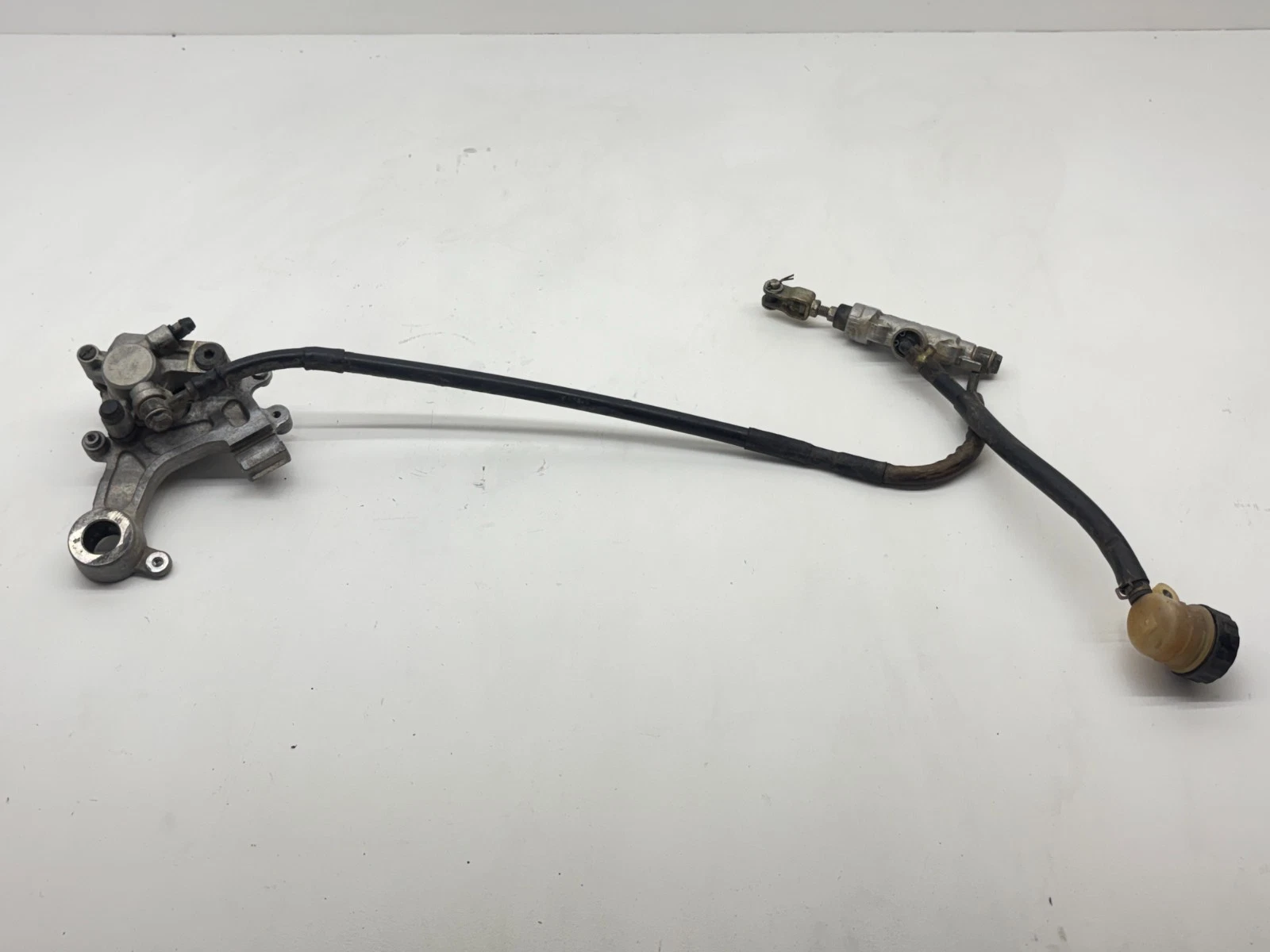 2002 Suzuki RM125 Nissin Rear Brake Assembly Caliper Cylinder 69100-37F20-999