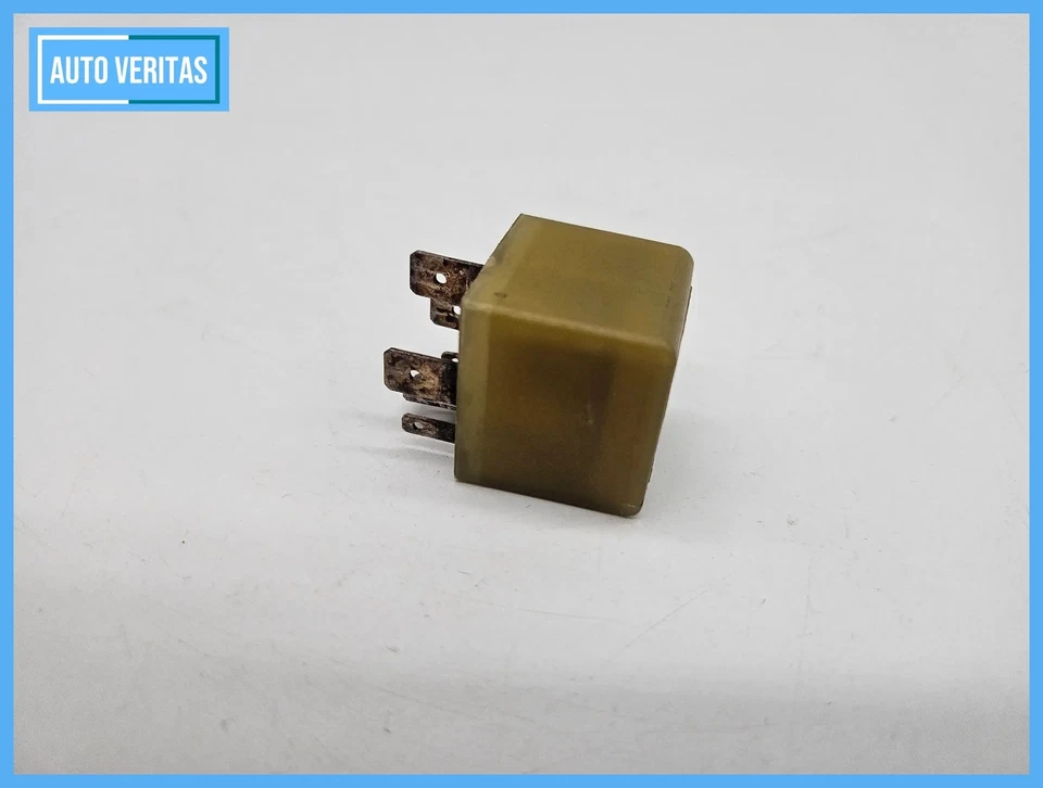 Original BMW Relais 895085 61.31-1368327 - Image 3 of 4