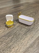 Peppa Pig Peppa  s House Replacement Pieces Gold and White Toilet and Bathtub Set