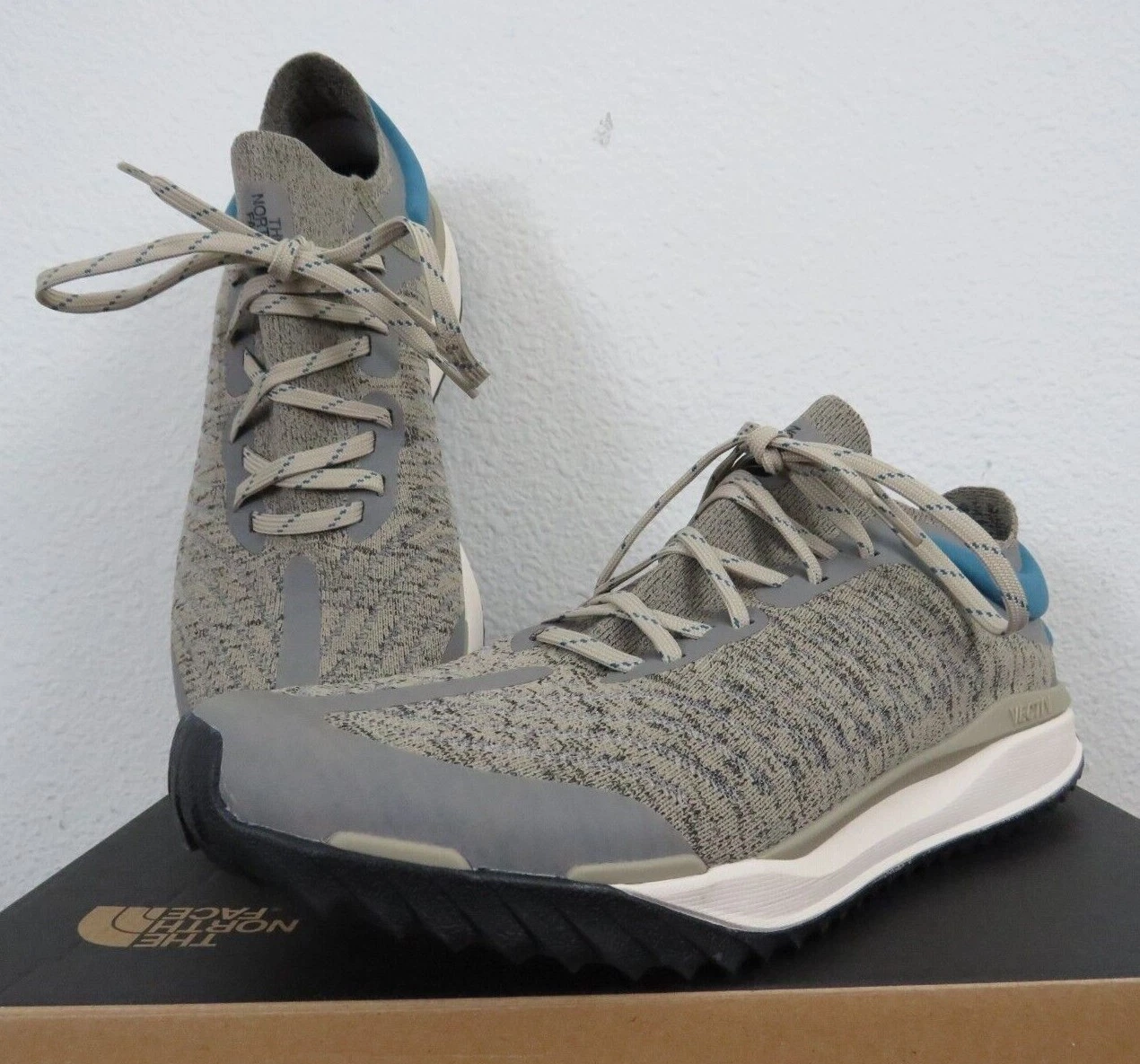 NIB Mens The North Face Vectiv Escape Knit Trail Running Active Shoes - Flax