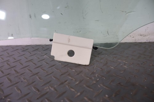 22-24 Rivian RS1 OEM Front Right RH Door Window Glass (Glass Only) See Photos - Picture 16 of 20