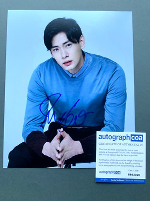 TEO YOO In-person signed Foto 20x25 Autogramm + ACOA SB92020 + Foto