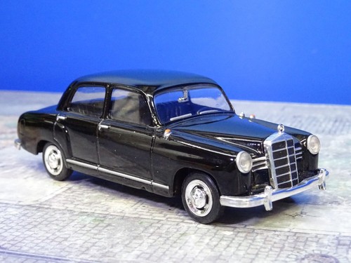Del Prado 1:43 Triumph Subaru MB Alfa Audi BMW Renault VW Lamborghini VF 415-427 - Bild 73 von 79