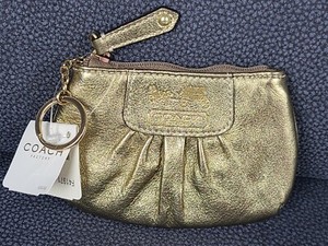 coach small keychain wallet