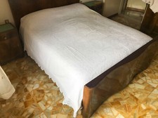 coperta damascata di cotone bianco con trina fatta a mano vintage