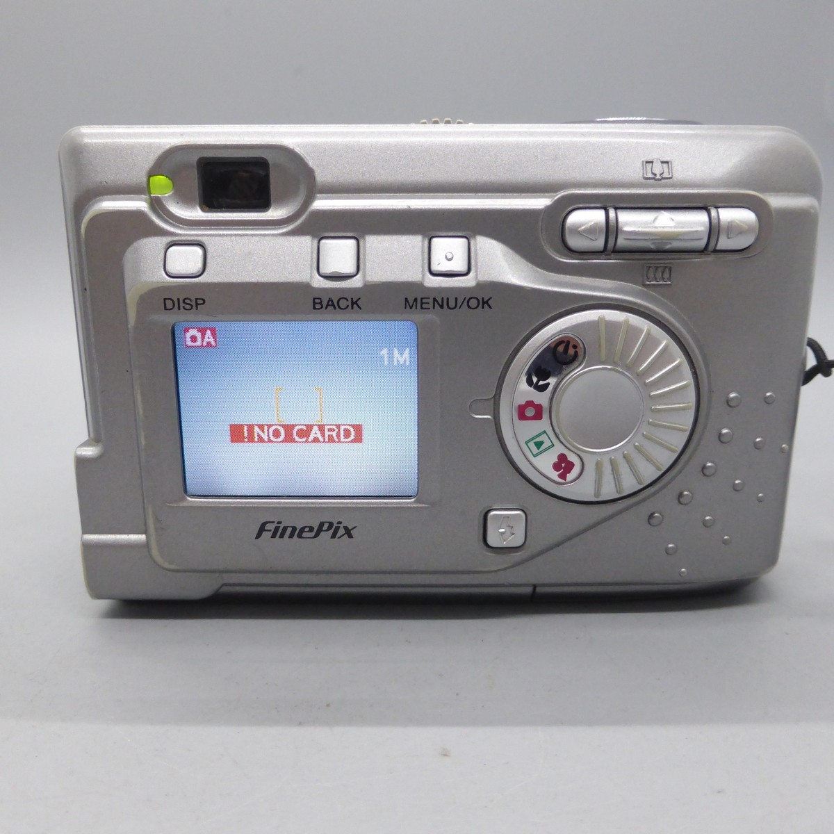 【通電確認済】FUJIFILM FinePix A203 ファインピクス Fujifilm FinePix A203 2.0MP Compact Digital Camera Silver Tested