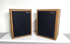 1 PAIR VINTAGE AMERICAN ACOUSTICS D2550E 78WATT BOOKSHELF SPEAKERS MADE IN U.S.A
