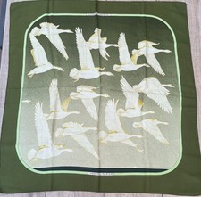 Carré Hermès 90  "oiseaux migrateurs" Caty Latham 1977 vintage