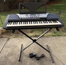 Yamaha PSR-340 61 tasti con supporto musicale alimentatore proprietario supporto manuale