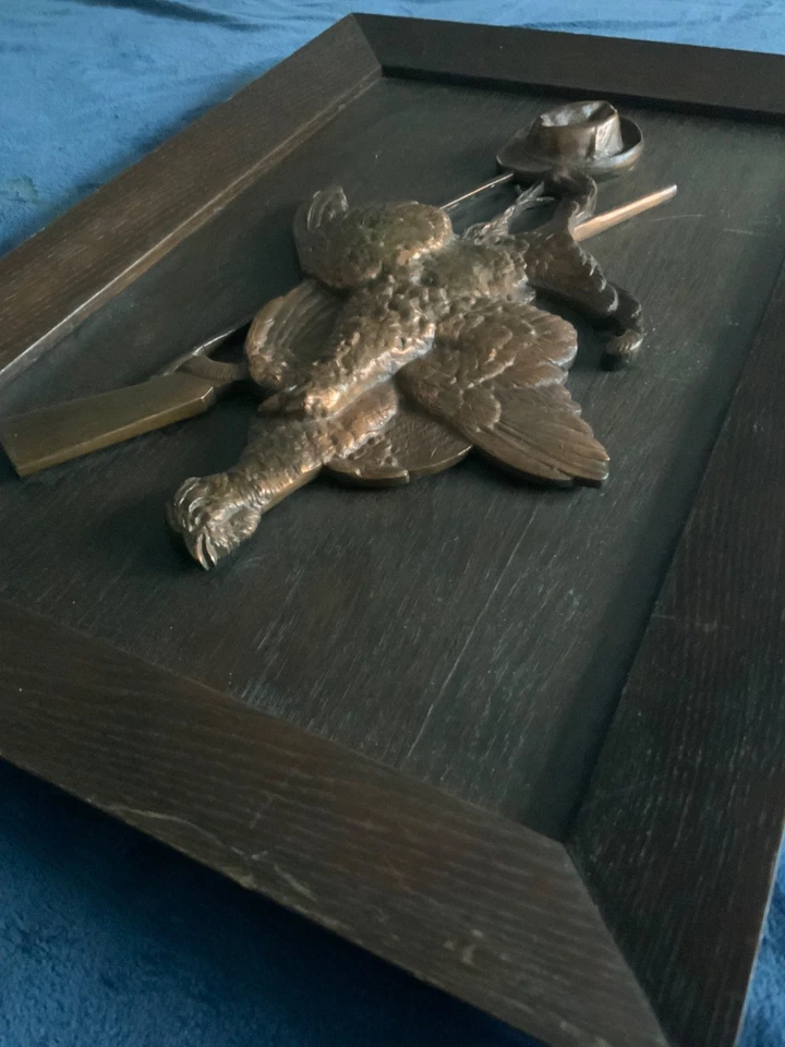 schönes Kupfer Relief Wandbild Jagd Jagdmotiv Gewehr Auerhahn auf Holzrahmen - Bild 3 von 4