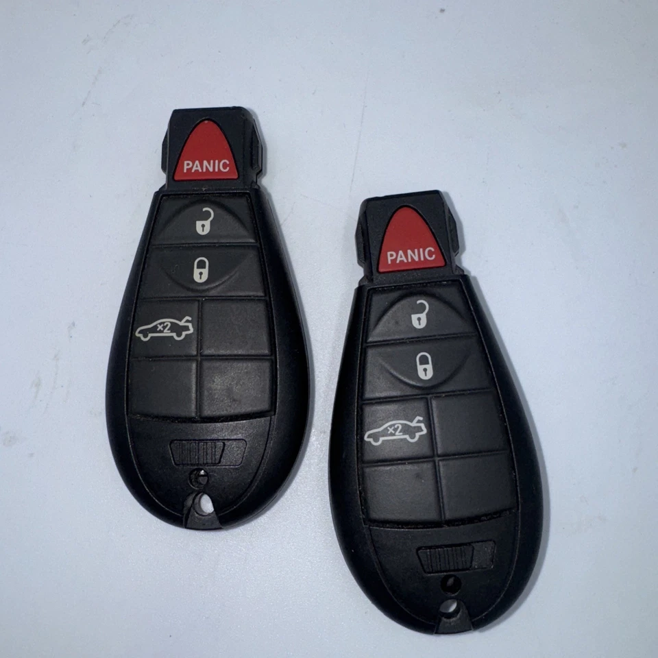 Dos llaveros remotos Dodge Charger 2008 2009 2010 2011 2012 2013 OEM FCC: IYZ-C01C Foto 2 de 4