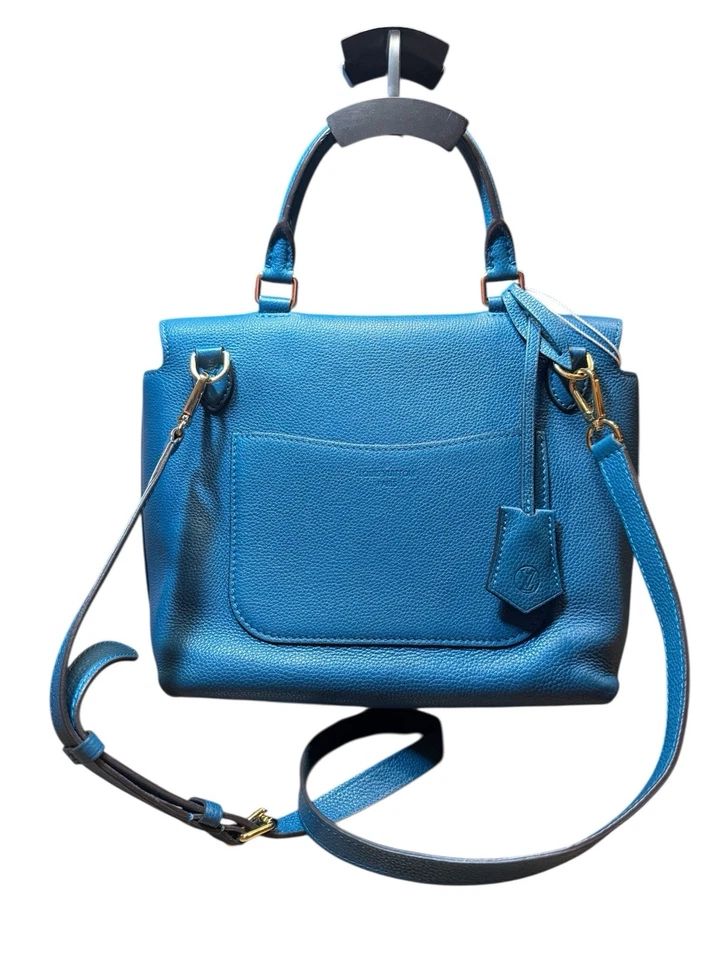 Bolso de Mano Mensajero 2 Vías LOUIS VUITTON Azul Taurillon Cuero Guijarro LV Volta Foto 2 de 4