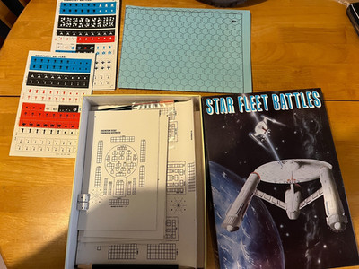 STAR FLEET BATTLES (1979) Designer s Edition - UNPUNCHED MINT - Rare Task Force