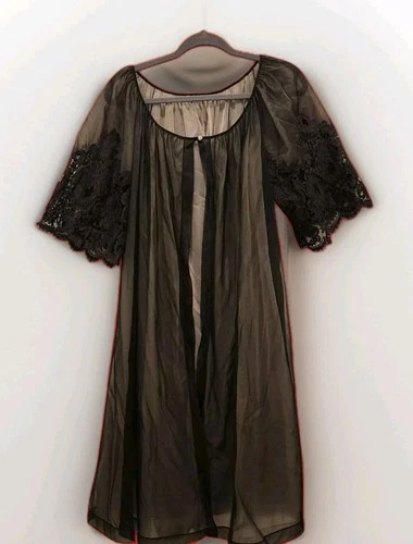 Vintage Henson Kickernick Black Robe Lace Sleeves Sheer Nylon OverLay Small
