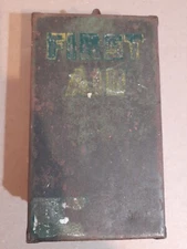 Vintage 1935 E.D. Bullard & Co. Original green First Aid Metal Box 8" x 4.5"
