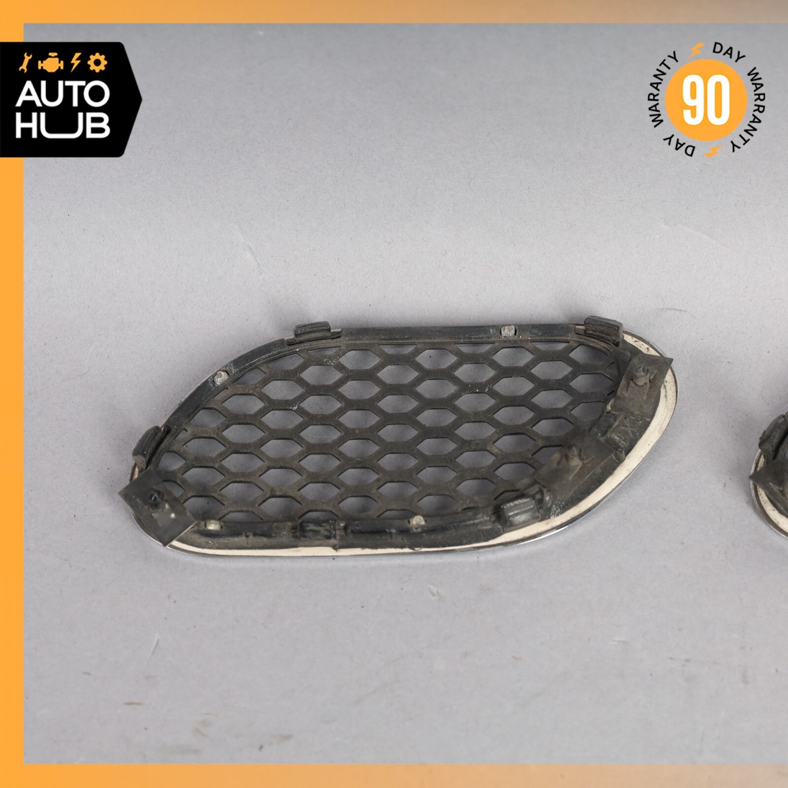 03-13 Maserati Quattroporte M139 Fender Grill Grille Vent Left Side Set OEM