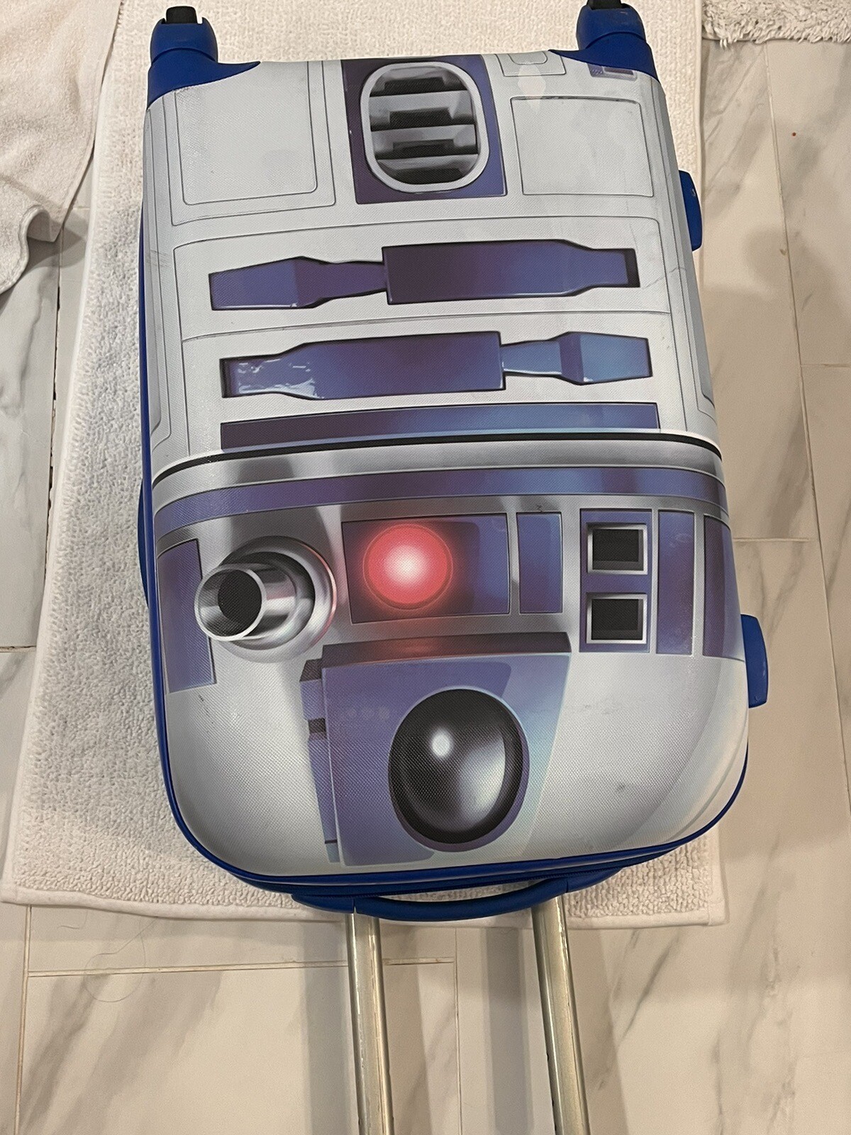 R2D2 Star Wars American Tourister Hardside Carry-On Luggage 21 Inch Wheels Kids