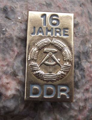1965 East Germany DDR GDR 16th Anniversary German GDR Commemorative Pin Badge