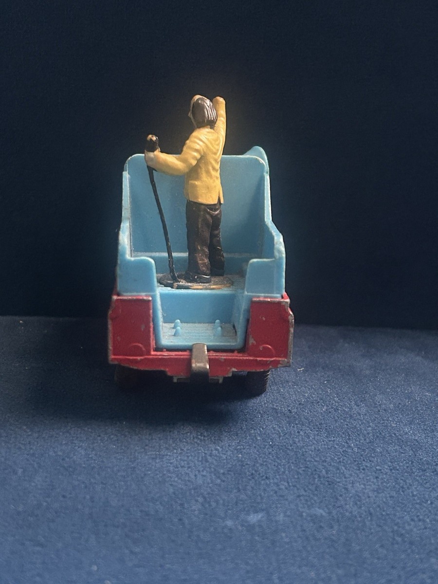 1 / 43 ème CORGI-TOYS - CHIPPERFIELDS CIRCUS LAND ROVER ÉLÉPHANT