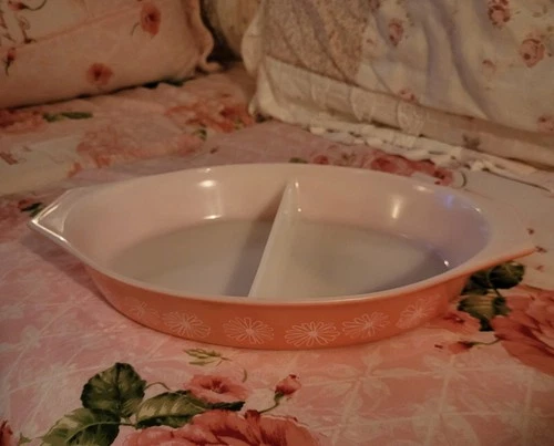 Vintage Pyrex Pink Daisy 1.5 Quart Divided Casserole Dish #27 No Lid Nos