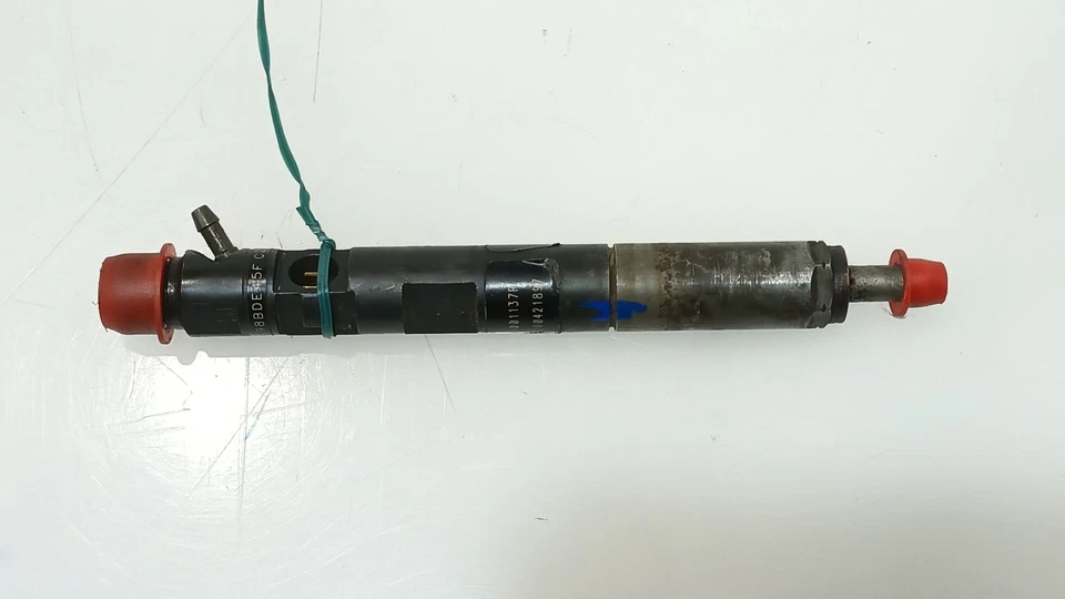 INYECTOR 166001137R / 28232251 / 166001137R / 1751791 PARA RENAULT KANGOO EXPRESS Foto 2 de 4