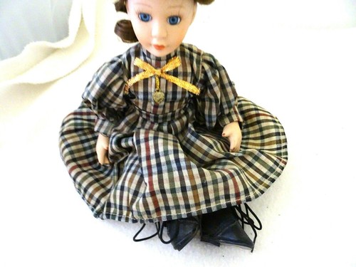 MUÑECA VICTORIANA DE 12" PORCELANA NUEVA CONDICIÓN - Imagen 3 de 5