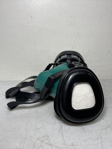 Vintage Eastern Safety Co Half Mask Respirator 9200 Medium - Picture 3 of 5