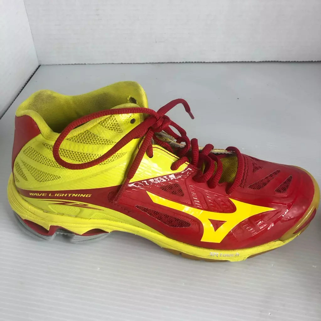 machine solo Verlichten Mizuno Mens Wave Lightning Z2 Athletic Shoes Red Yellow Volleyball Low Top  6M | eBay