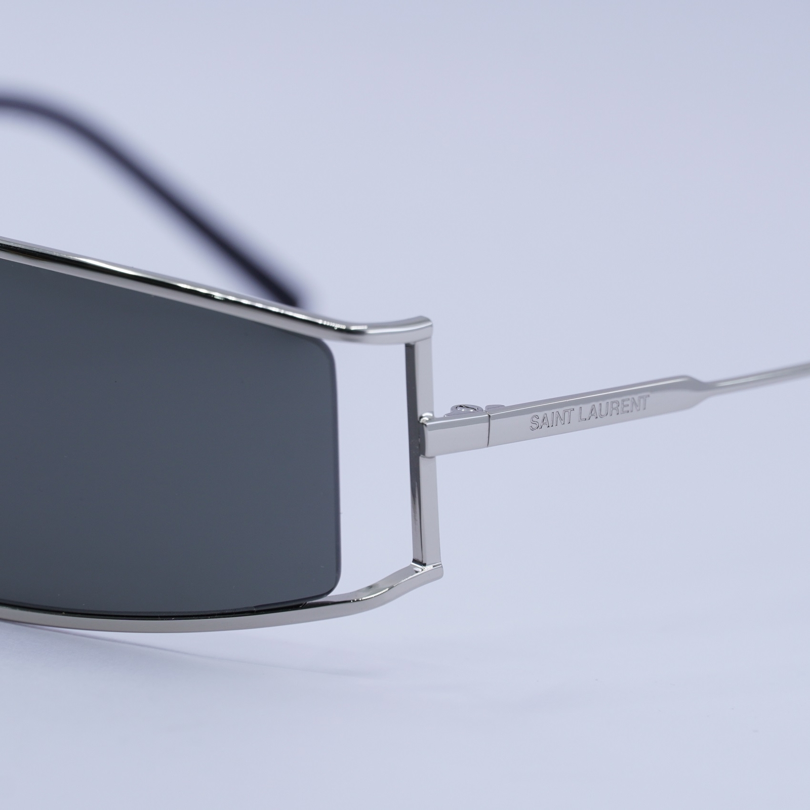 Occhiali da sole Saint Laurent SL606 002 argento grigio 66 13 130 nuovi autentici