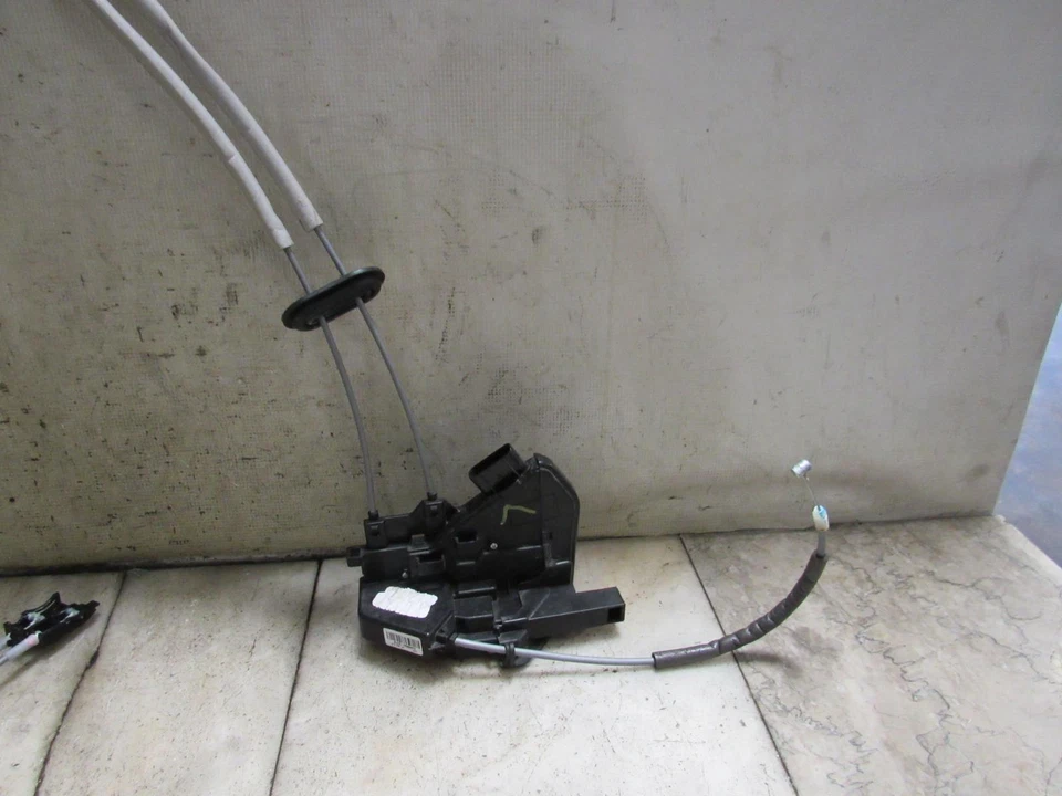 Pestillo de puerta trasera izquierda KIA OPTIMA 2018 Foto 2 de 2