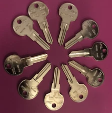 Lot of 10  Ilco Key Blanks  IN29 , 1054UN  Keys made in USA           [L]