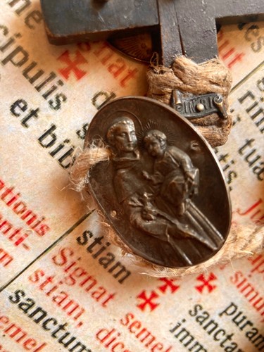 RARE LOT EXORCISM: RELICS St. Anthony Padua ex-indument + exorcism wood cross ! - Picture 5 of 15