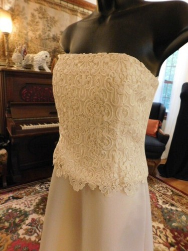 GORGEOUS "SCOTT MCCLINTOCK" WHITE FORMAL GOWN/INFORMAL WEDDING DRESS SMALL SZ 6 - Picture 3 of 5