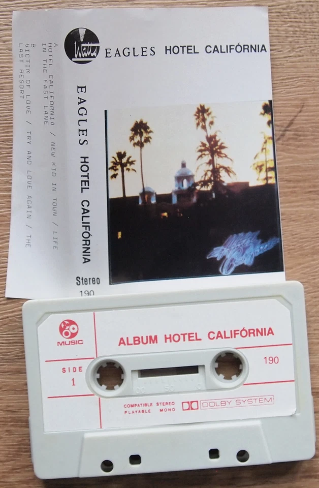 EAGLES - HOTEL CALIFORNIA (WATTS 190) PORTUGAL CASSETTE TAPE - Image 2 of 3
