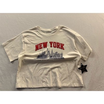 Queen Bee  Women's NYC Graphic T-Shirt White Size L