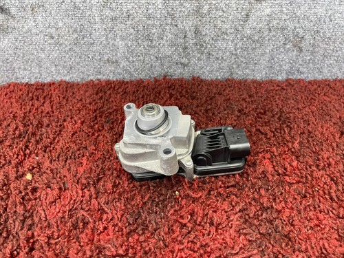 BMW F32 F22 F06 F07 F10 TRANSFER CASE ACTUATOR Longitudinal torque OEM 28K - Picture 2 of 6