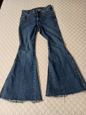 Wrangler Jeans 28x32 Retro High Rise Trumpet Flare Frayed Bell Bottom Hippie