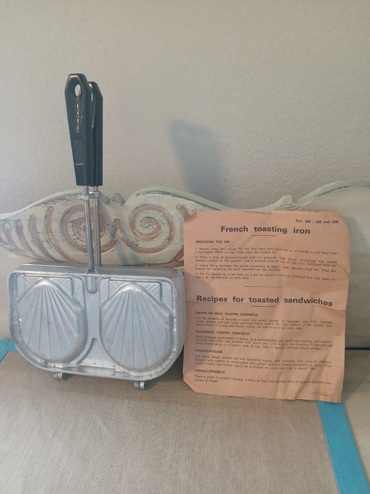 SEFAMA French Stove Top Campfire Sandwich Maker Cast Aluminu