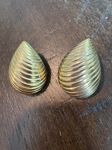 Vintage Signed TAT Gold Tone Ribbed Post Tear Drop Earrings - 第 1/4 張圖片