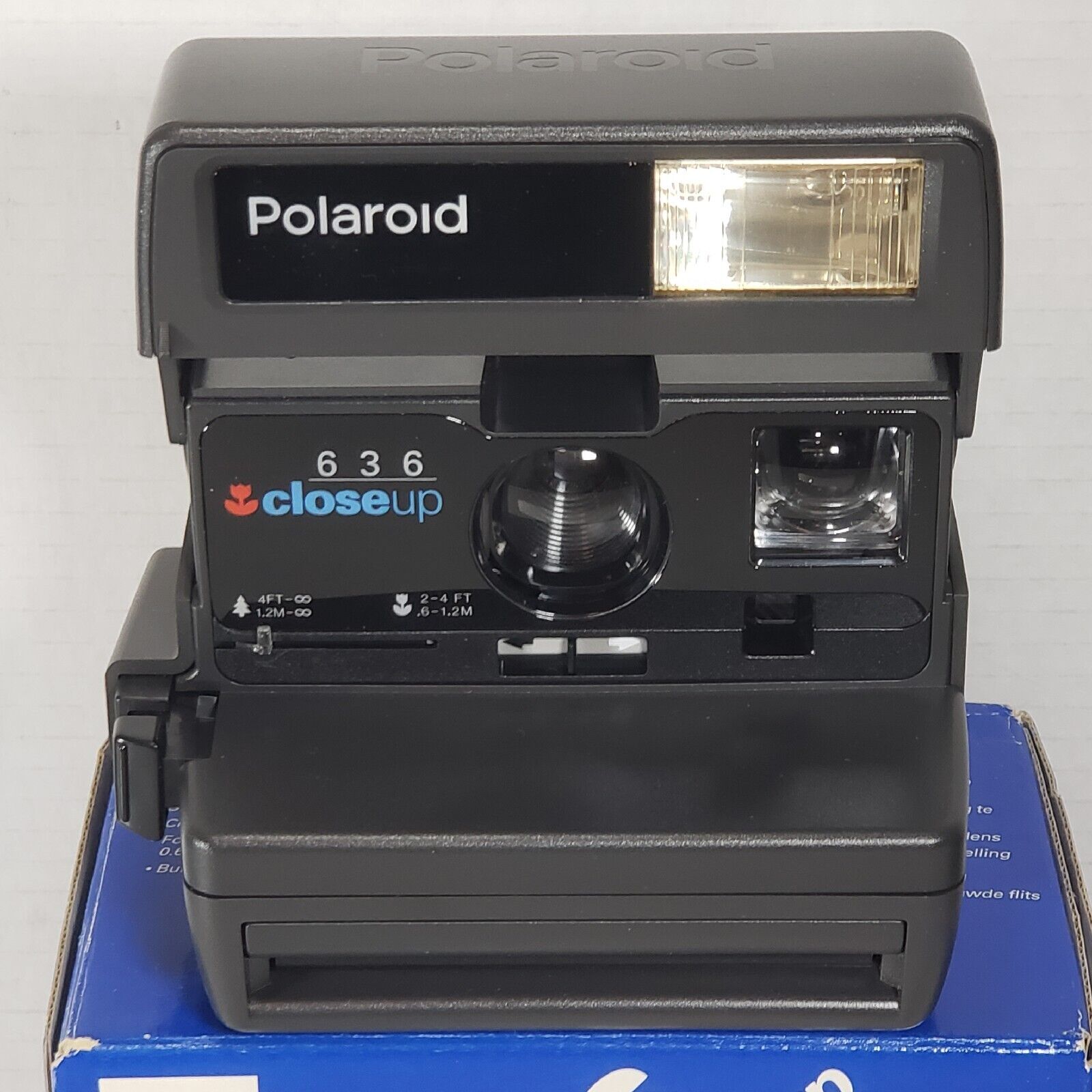 Polaroid 636CL Close Up