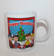 2019 PEANUTS WORLDWIDE LLC CHARLIE BROWN SNOOPY & GANG CHRISTMAS COFFEE MUG CUP